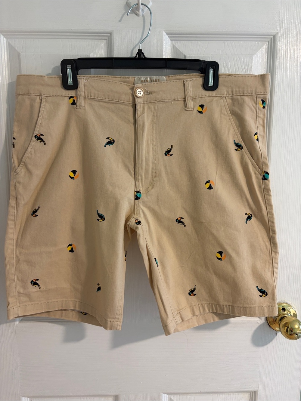 Men's Khaki Embroidered Toucan Flat Front Shorts